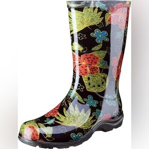 Women’s Sz9 Slogger rain boots